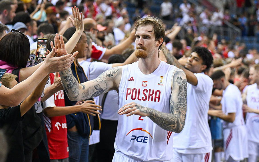 Aleksander Balcerowski został koszykarzem „Dumy Katalonii”