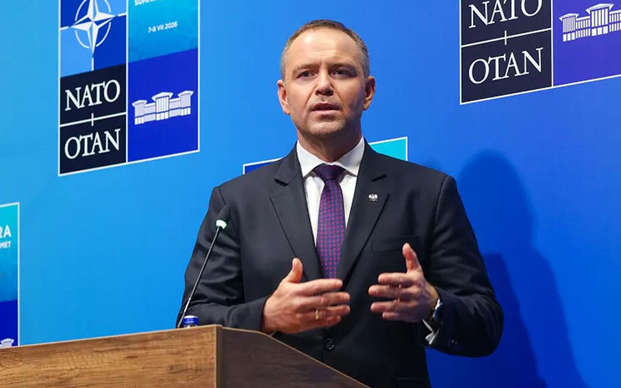 Prezydent i ministrowie zadowoleni po szczycie NATO w Ankarze