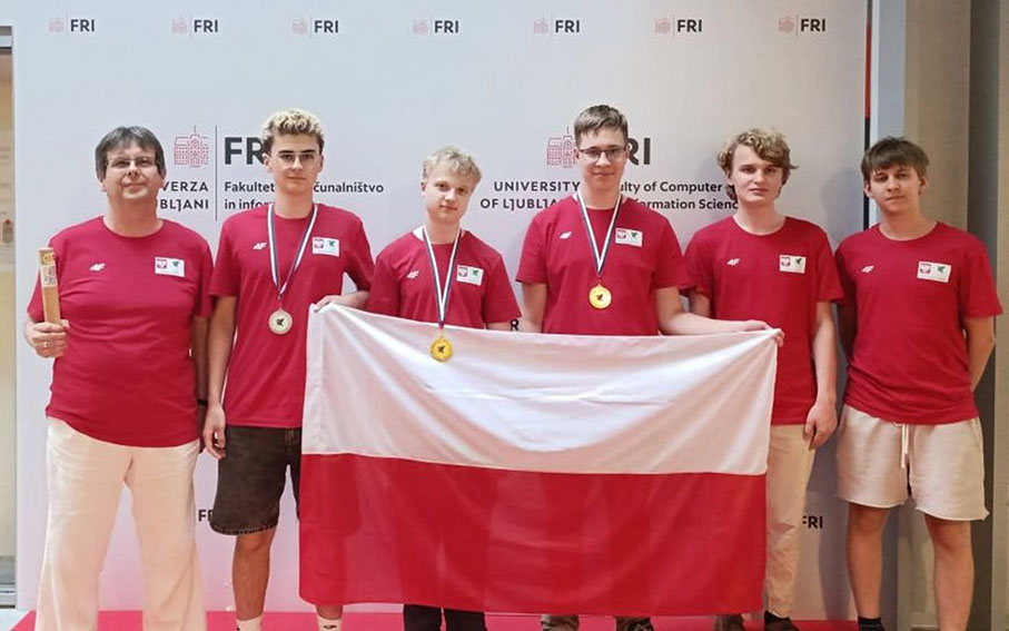 Młodzi polscy informatycy pokazali klasę na olimpiadzie w Słowenii