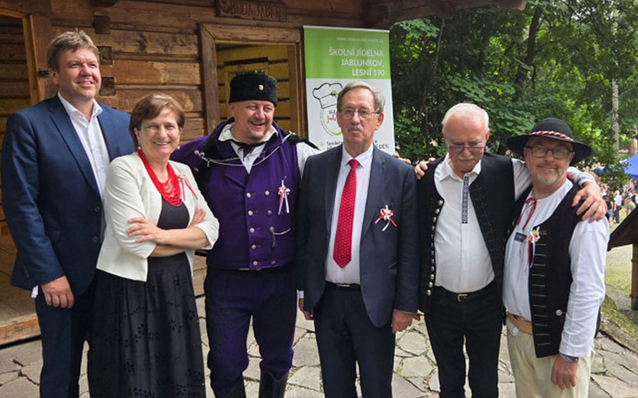 Senatorowie wzięli udział w znanym festiwalu folklorystycznym na Zaolziu